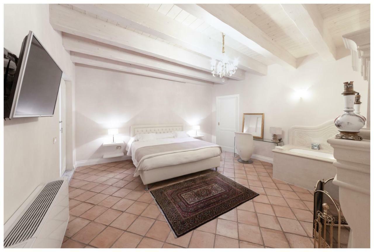Boutique - Lodge & Suites Crotone Exteriér fotografie